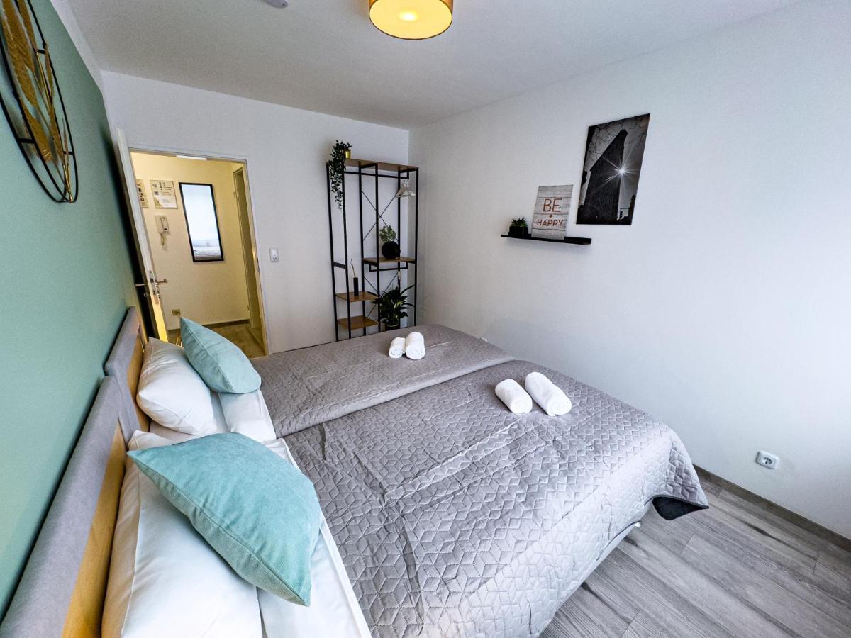 Immostay #6 - Ferienhaus 4 Zimmer Fuer 8 Personen, Wifi & Zentrum BRE Eksteriør billede