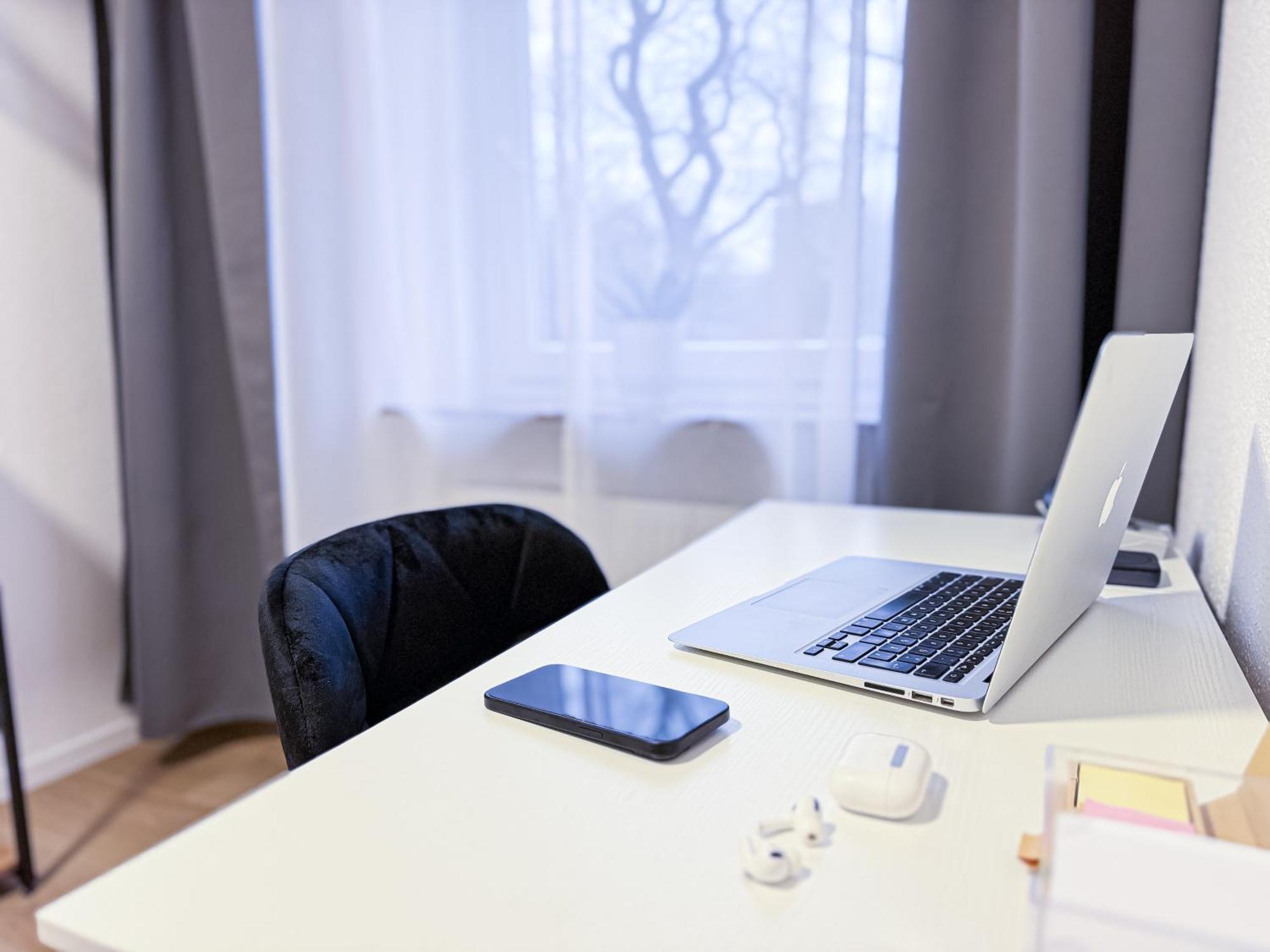 Immostay #6 - Ferienhaus 4 Zimmer Fuer 8 Personen, Wifi & Zentrum BRE Eksteriør billede